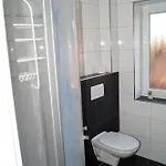 Inselwohnung شقة